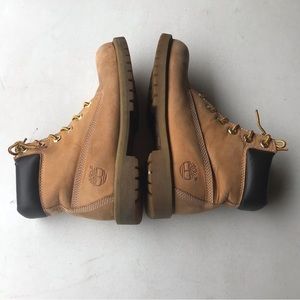 TIMBERLAND | Wheat Waterproof Youth Size 4 Boots